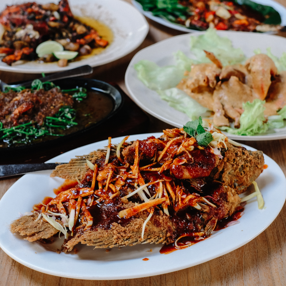 Layar Seafood -  Makanan Enak di Jakarta yang Lagi Hits