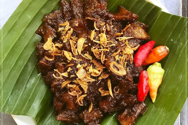 Babat Gongso - 11  Makanan Terkenal dan Hits di Semarang