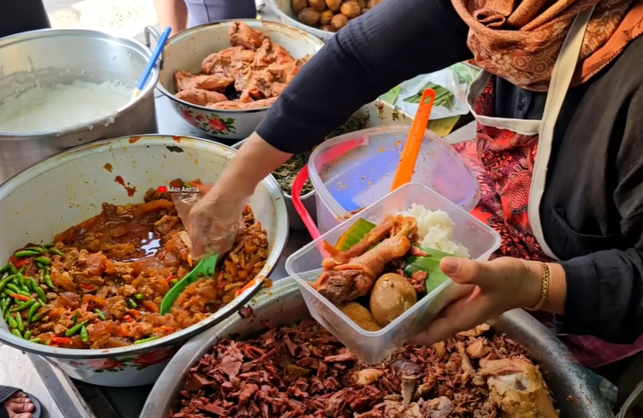Bakpia Kering Crispy 10 Kuliner Unik Jogja yang Bikin Penasaran dan Wajib Dicoba