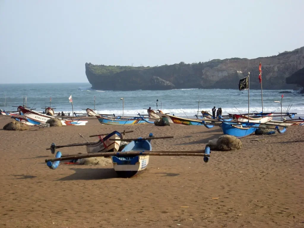 10+ Rekomendasi Wisata Pantai Jogja Cantik untuk Liburan Seru