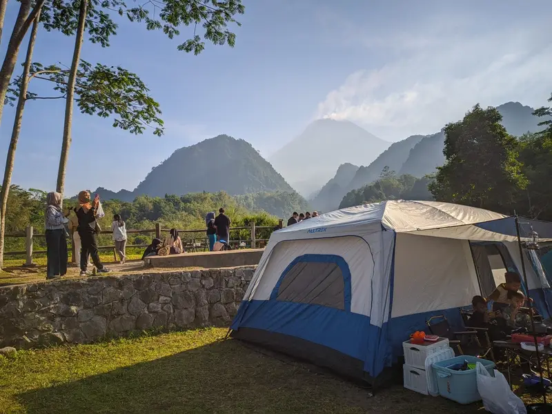7 Spot Camping Jogja Hits dengan Pemandangan Terbaik