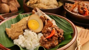 SultranzHoliday | Travel Blog Tempat Makan gudeg Jogja enak yang buka 24 jam selain Wijilan