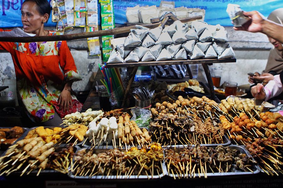 Angkringan Lik Man Wisata Kuliner Malam Jogja