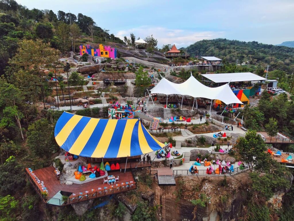 1769768125 Obelix Hills